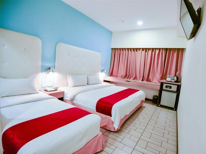 Lumut Suites מראה חיצוני תמונה