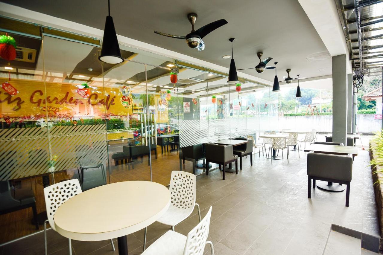 Lumut Suites מראה חיצוני תמונה