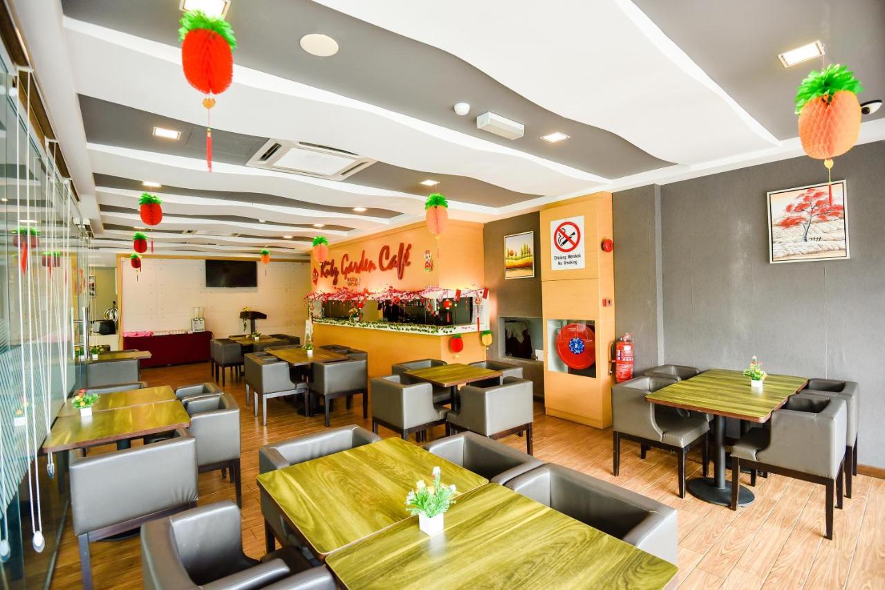 Lumut Suites מראה חיצוני תמונה